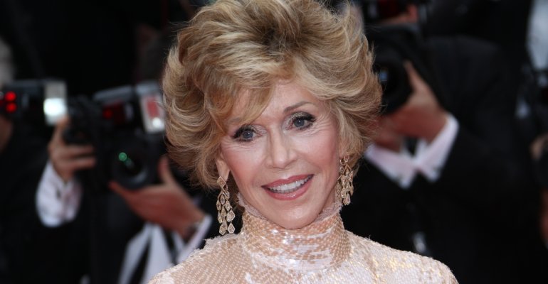 Η Jane Fonda με ένα από τα top κουρέματα για άνω των 50