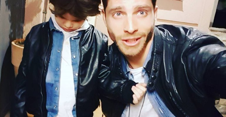 Ο Γιώργος Μανίκας ο γιος του το παιδί και το Instagram