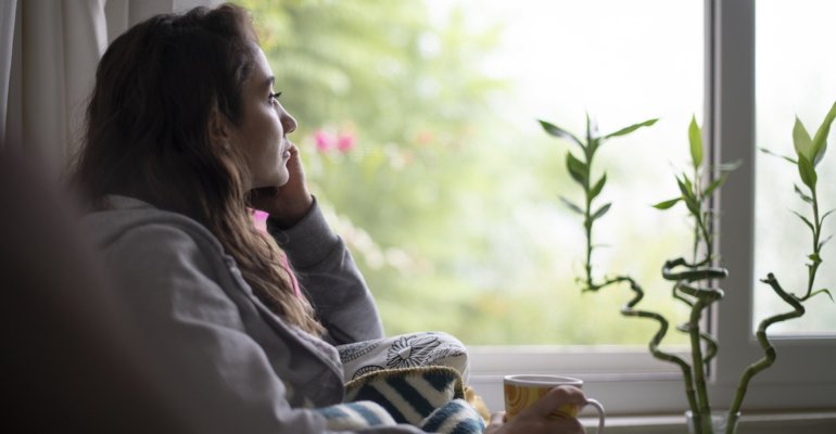 7 τρόποι για να καταπολεμήσετε_το αίσθημα της μοναξιάς