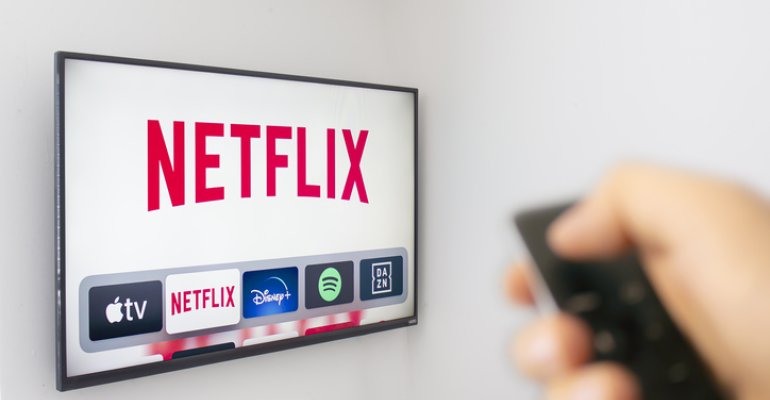 Netflix: Η τιμή που θα χρεώνει πλέον τους χρήστες που μοιράζονται τον ίδιο κωδικό 