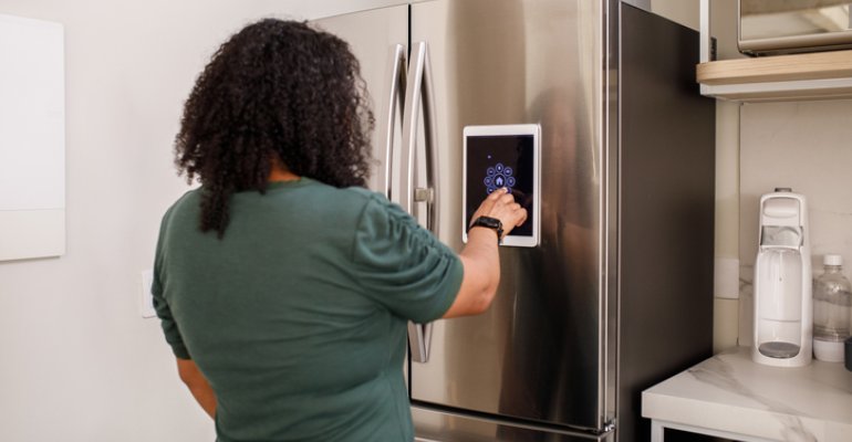 Πώς το ψυγείο σου μπορεί να σε βοηθήσει να μειώσεις το λογαριασμό του ηλεκτρικού ρεύματος