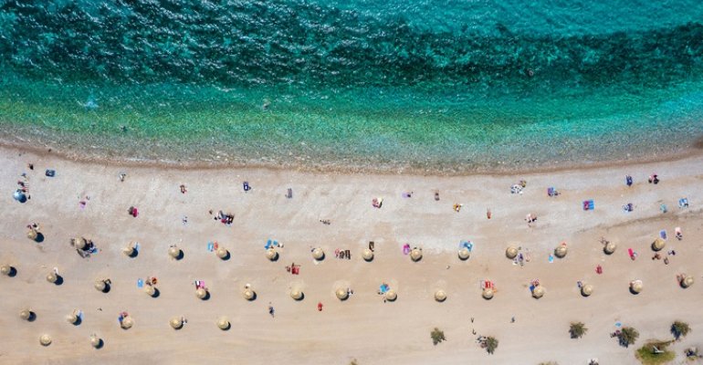 Αυτές είναι οι πιο καθαρές παραλίες στην Αττική που έχουν γαλάζια σημαία