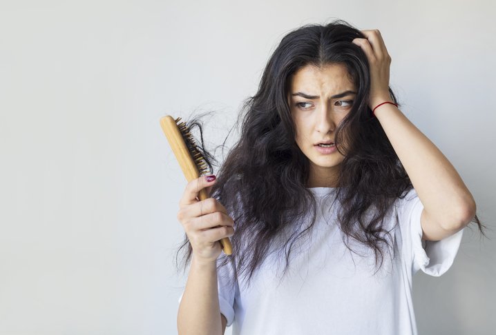 4+1 λόγοι που τα μαλλιά σου δείχνουν την κατάσταση της υγείας σου!