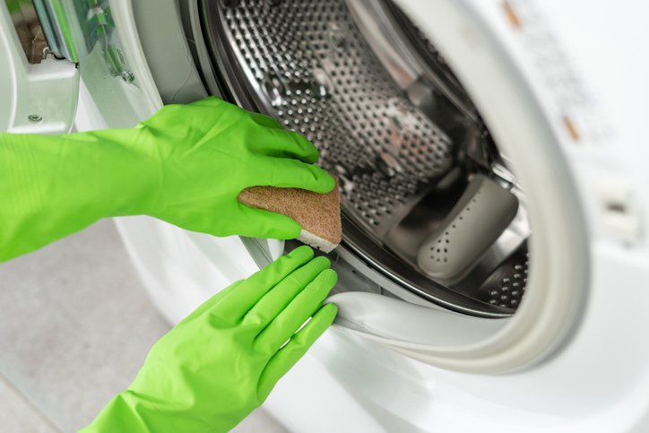 Πλυντήριο ρούχων: Πως να απαλλαγείς από τα άλατα και να το καθαρίσεις σε βάθος