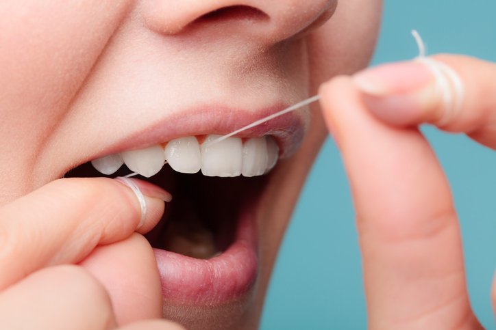Οι 2+1 συμβουλές για να δώσεις τέλος στην κακοσμία του στόματος!